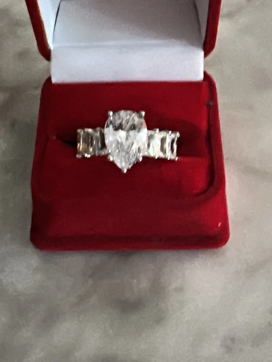 Elegant Pear-Cut Clear Crystal Eternity Ring - Silver Tone