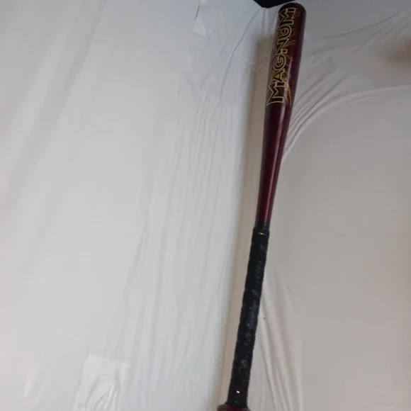 Easton Magnum LK40 29 in 22 oz -8 Youth Baseball Bat