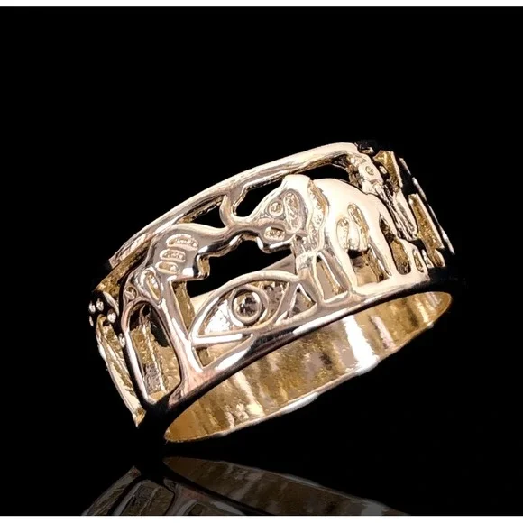 RING Laminated Gold Tone Statement Ring with‎ Cutout Elephant & Palm Tree size 7