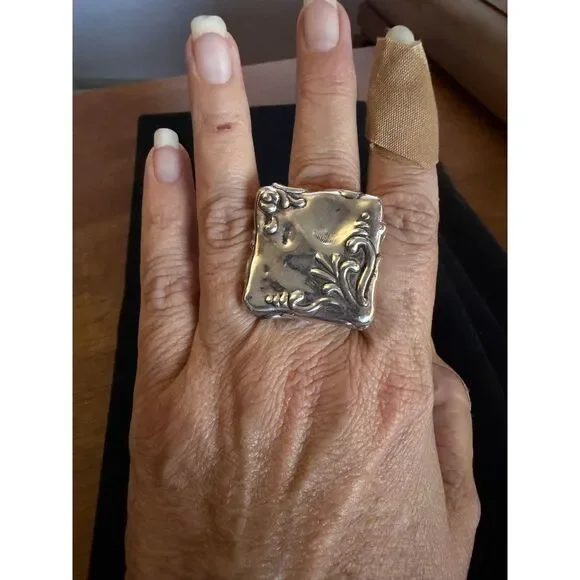 Vintage 925 Shablool large square repousse face handmade Israeli ring  sz 10.75