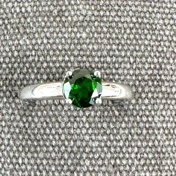 Sterling Silver Diopside Ring Green Solitaire‎ .925 Size 9.5 Prong