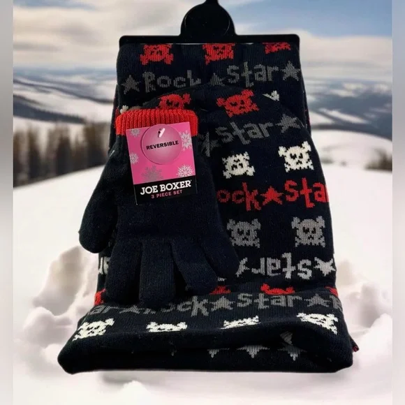 Joe Boxer 3Piece Reversable Hat Scarf Gloves Set Rock Star Skull Crossbones NWT