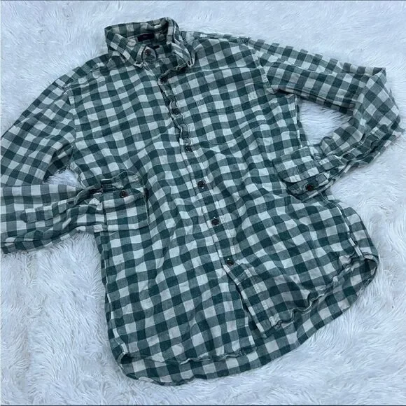 J crew plaid button up M‎