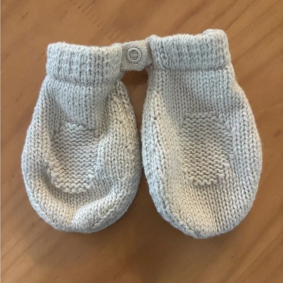 Petit Bateau 12-24 Month Mittens