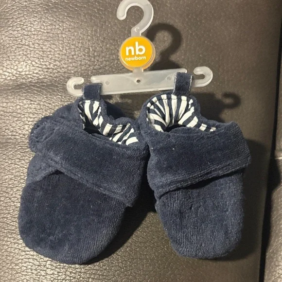 Carter's Navy Blue Newborn Mittens