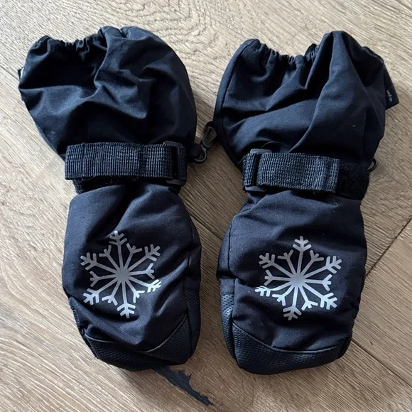 H&M Black Mittens with Silver Accent