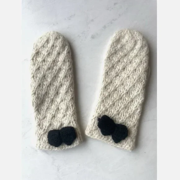 NEW H&M Girls Ivory White Wool Knit Mittens With Bow One Size Fits 8-11 Y