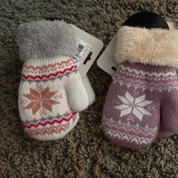 Kids mittens with Sherpa