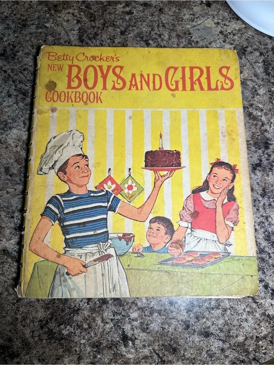 Betty Crocker Boys and Girls Cookbook 1970s - Yellow Vintage Kids Cookbook