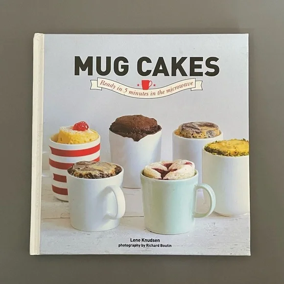 Mug Cakes quick easy dessert recipes baking cookbook gift idea single serving