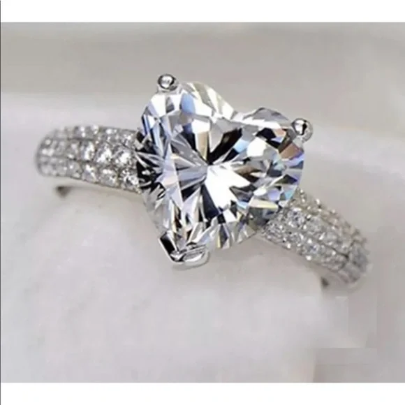 🩵 925 Silver Heart Sapphire Ring Last One Left⚡️