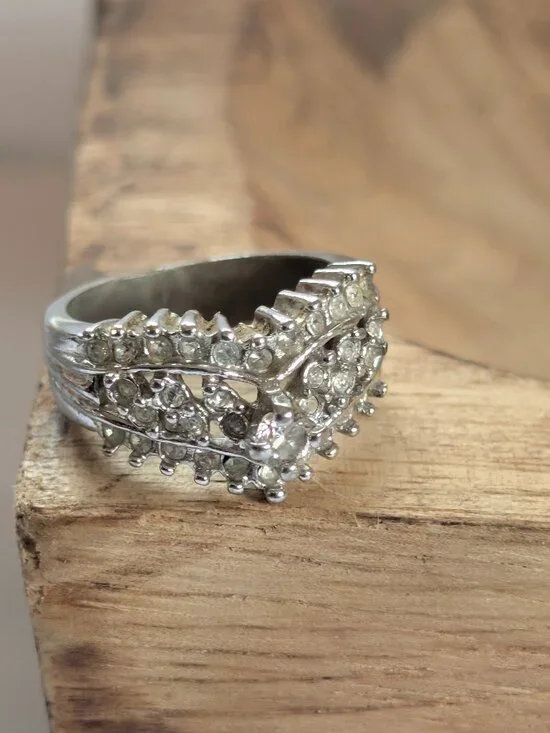 Vintage Sterling Silver CZ Pyramid Cluster Costume Ring Size 7 3/4
