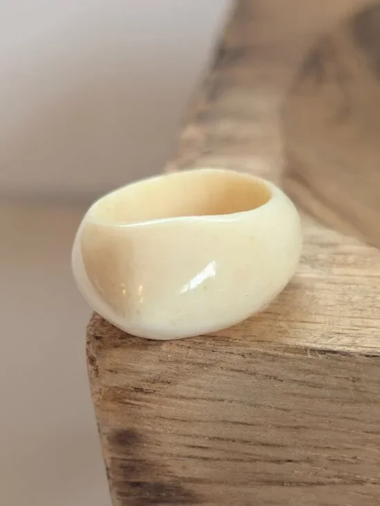 Vintage Carved Bovine Bone Dome Ring Size 5