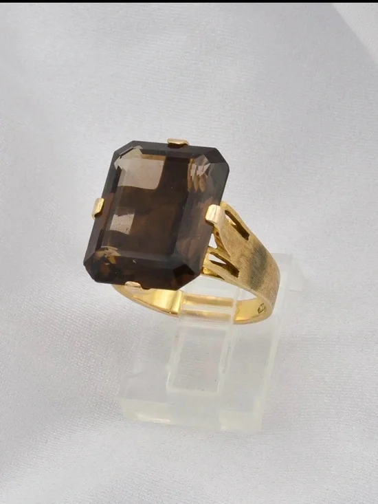 Vintage 9k Brushed Gold with Emerald-Cut Smoky Quartz Cocktail Ring