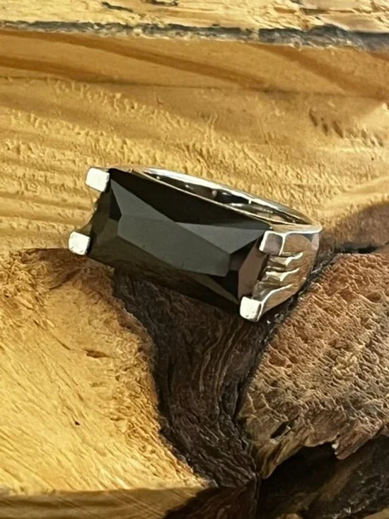 925 Sterling Silver Statement Ring Chunky Black Faceted Stone Size 8 1/2