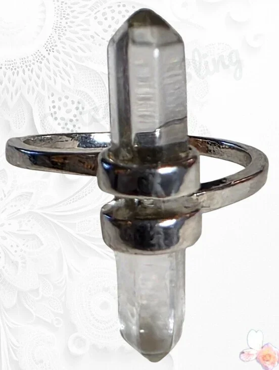 Crystal Point Quartz Double Terminated Ring Silver Tone Size 6.5