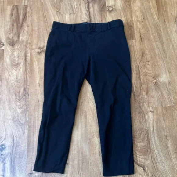 J crew Winnie pants black size 12 ankle preppy Classic wardrobe basic