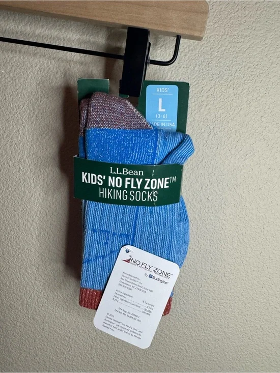 NWT LL Bean Kids No Fly Zone Hiking Socks Size L 3-6 Merino Wool