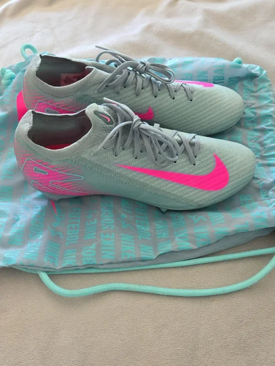 Brand New Nike Mercurial Superfly 10 Elite FG Soccer Cleats, Size 8.5