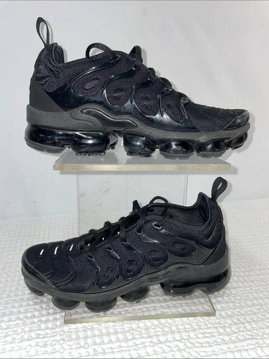 NIKE AIR VAPORMAX PLUS TRIPLE BLACK SNEAKERS FTL-07-049