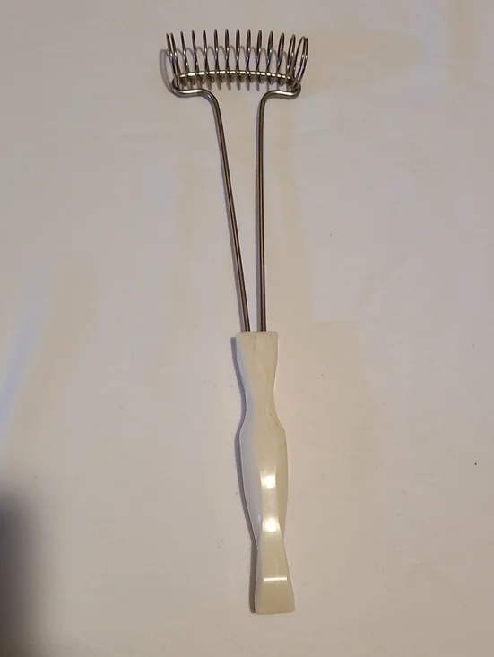 Vintage Cutco Whisk Egg Beater White Pearl Handle