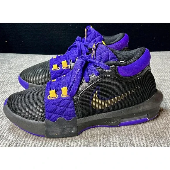 Nike LeBron Witness VIII Shoes Mens Size 7.5‎ Purple Black Basketball FB2239-001