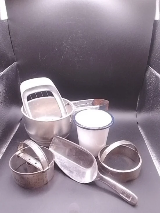 Grouping of Vintage Kitchen Utensils Mixed Lot #1