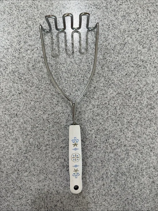 Retro Metal Potato Masher with White Floral Handle