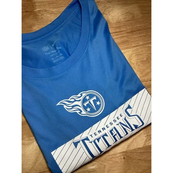 Men's Nike NFL Tennessee Titans Big & Tall Short sleeved‎ Performance Tee 4XL