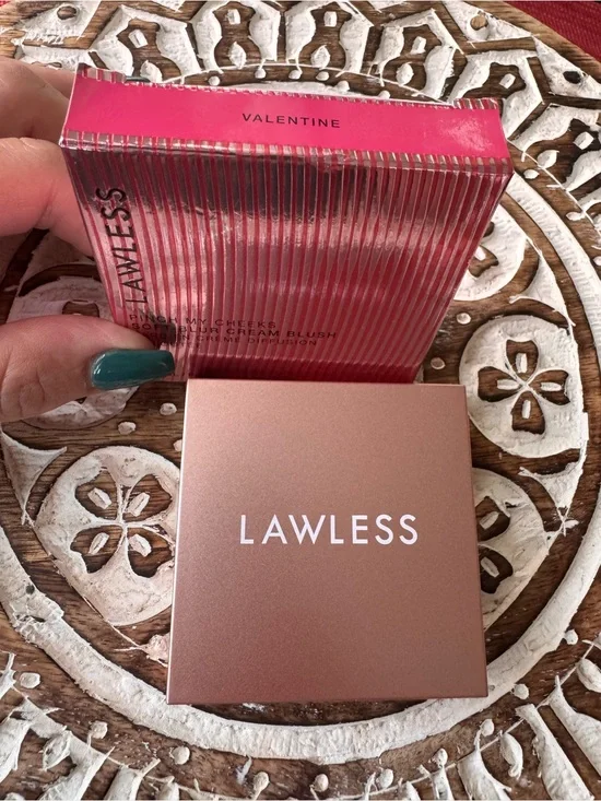 LAWLESS Pinch My Cheeks Soft-Blur Cream Blush Valentine 5.2g Full Size
