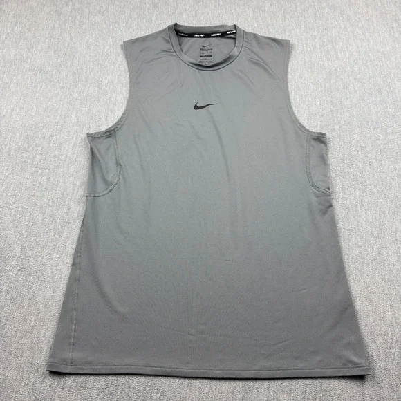 Nike Pro Shirt Mens Medium Gray Core Dri-Fit‎ Slim Fit Active Gym Workout FB7924
