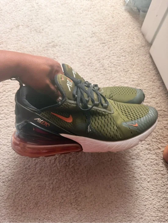 Nike Air Max 270 sneakers