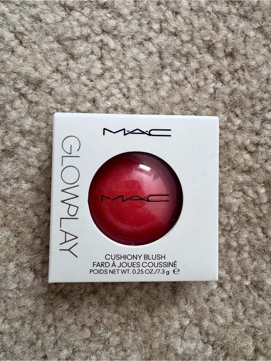 Mac Cosmetics Glow Play Cushiony Blush That’s Peachy