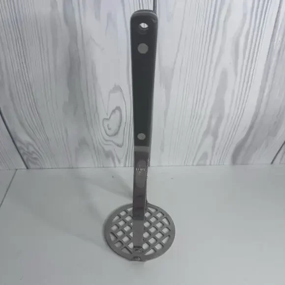 Vtg Flint Arrowhead Stainless Steel Potato Masher Vegetables w Dark Handle USA