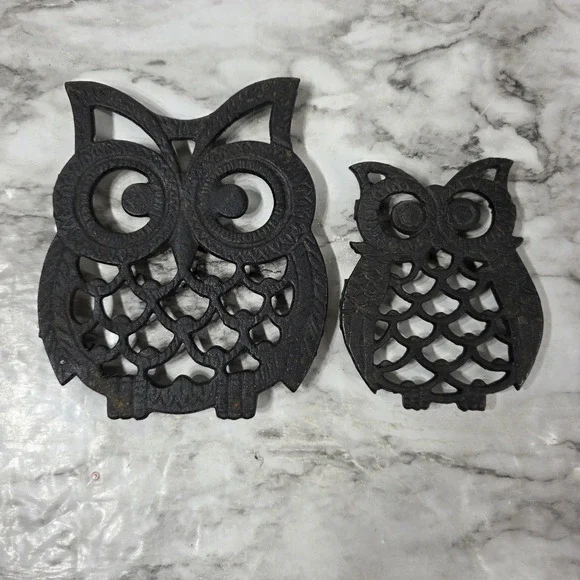 2 Vintage Owl Trivets 4