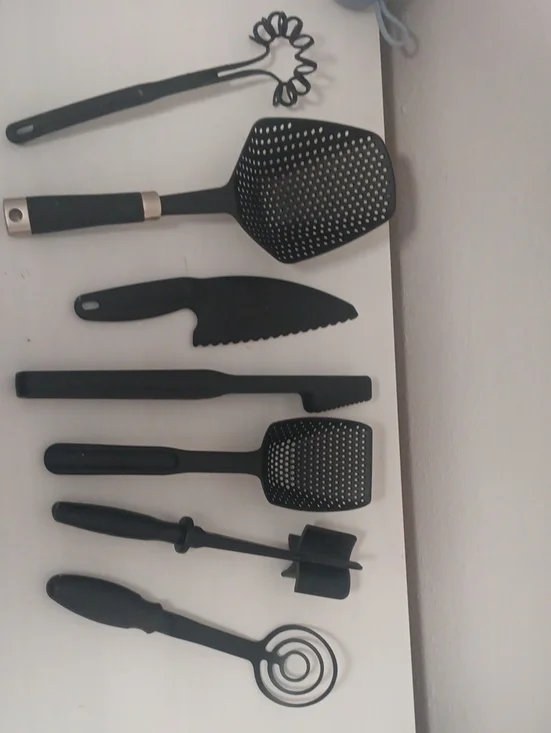 The Pampered Chef Black Nylon Cooking Utensil Set - 8 Piece