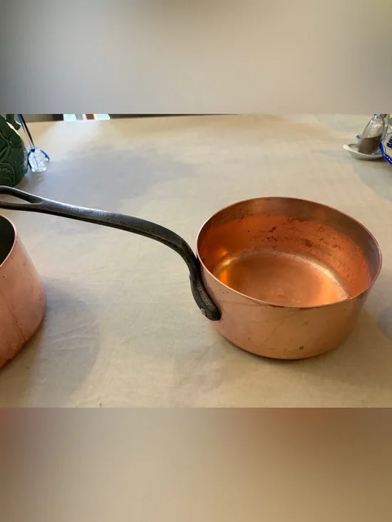 Copper Saucepan with Iron Handle - Classic Copper Finish