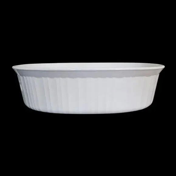 CorningWare French White F-2-B Oval Casserole Dish 2.8L Fluted Bakeware