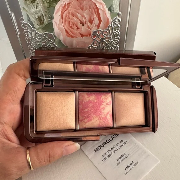 Hourglass Ambient Lighting Blush Palette - Gold and Pink Marble