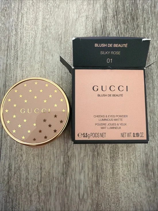 Gucci Blush De Beauté Silky Rose 01 - Peach Pink Compact