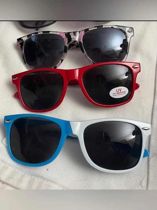 Assorted Retro Wayfarer Sunglasses - Red, Blue/White, Black/Pink Pattern