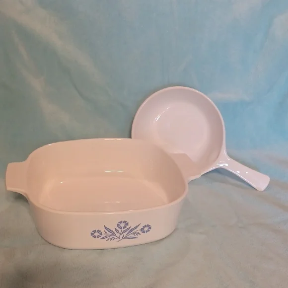 Corningware Blue and White Cookware Set Baking Dishes