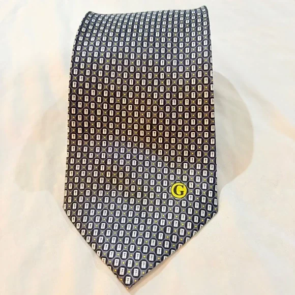 Gucci Silk Tie Grey Yellow Geometric G Logo Micro Print Made in Italy Necktie