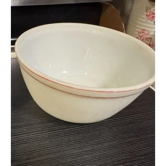 Vintage PYREX White Red Mixing Bowl 7¼
