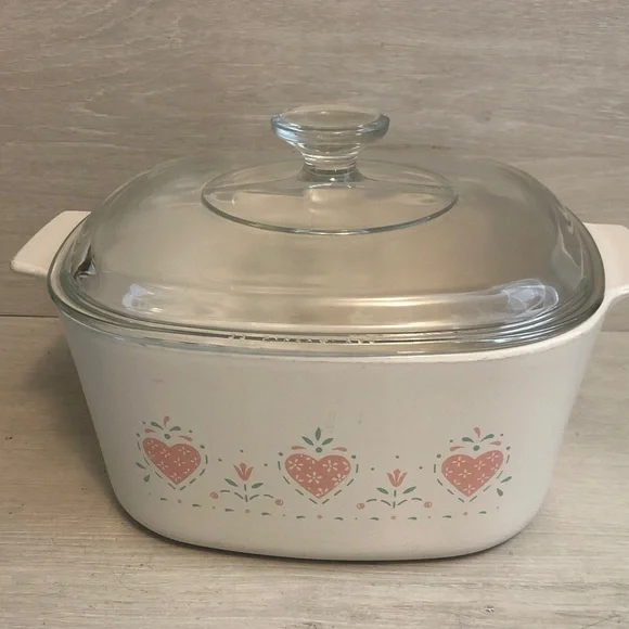 CorningWare Large Vintage Forever Yours A-3-B 3-Liter Casserole Dish with Lid