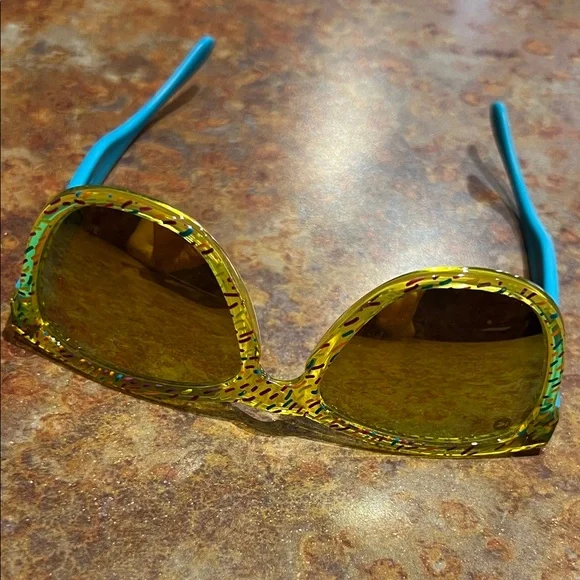 Kids Knockaround Sunglasses Like New