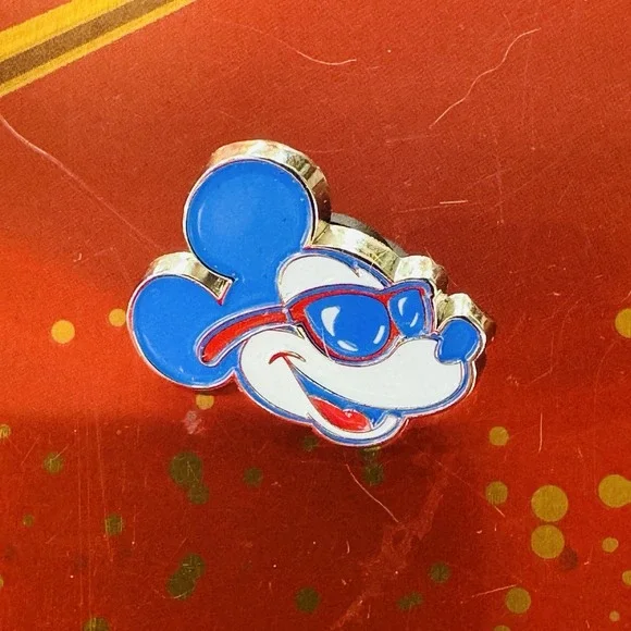 Disney Pin Mickey Mouse Head Red White Blue Sunglasses Smiling Profile Rare Htf
