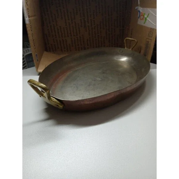 Vintage Copper Oval Au Gratin Pan Brass Handles 8x 12” Patina Condition As Pictu