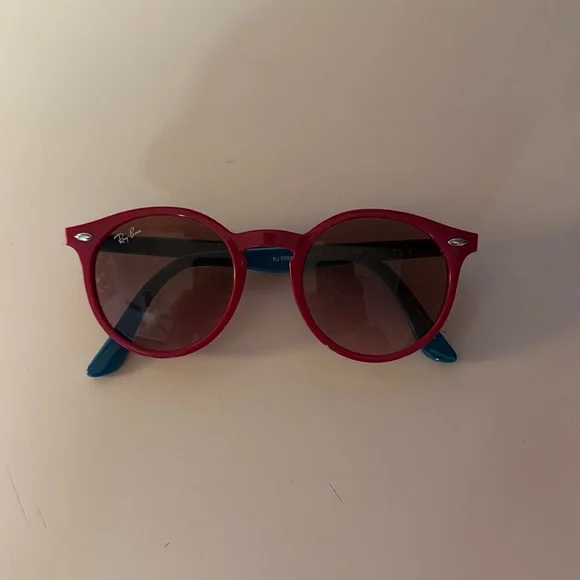 Ray-ban girls sunglasses