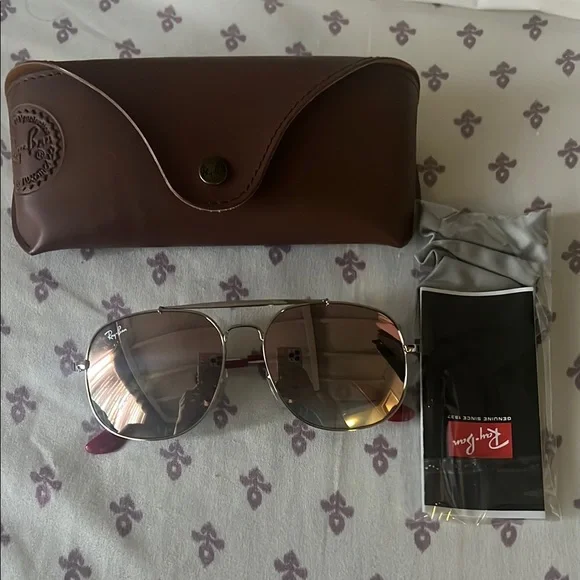 Ray-Ban Silver Aviator Sunglasses